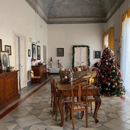 La Dimora Del Barone Hotel Верноле Екстериор снимка
