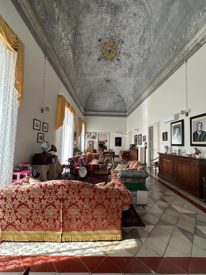 La Dimora Del Barone Hotel Верноле Екстериор снимка